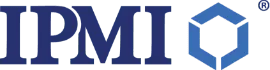 Letras azules IPMI junto a un contorno hexagonal azul con la parte inferior abierta y un símbolo de marca registrada en la esquina superior derecha.