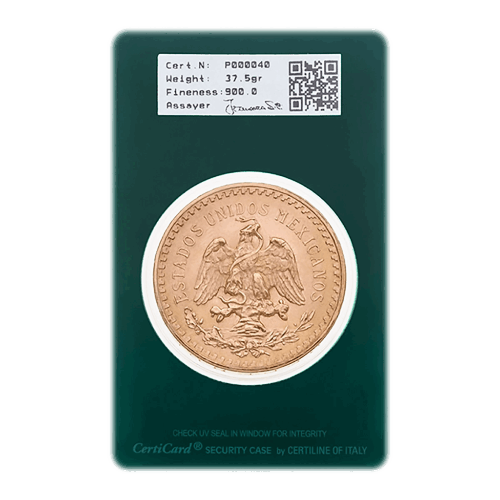 La moneta d'oro da 50 pesos del Messico, raffigurante un'aquila con un serpente appollaiato su un cactus, è sigillata in una CertiCard verde che riporta i dettagli della certificazione e un codice QR superiore.