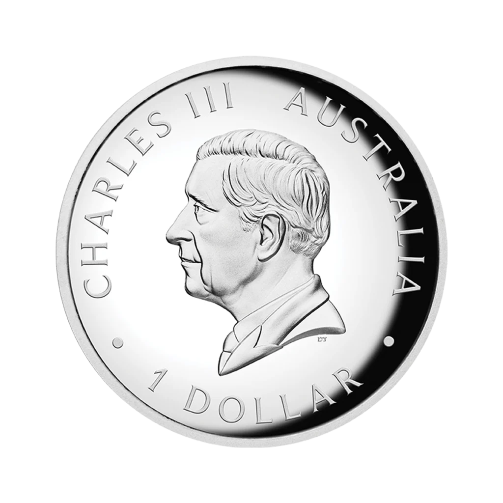 La moneda Australia 2025 Canguro 1 oz Plata Proof Alto Relieve Coloreado presenta un diseño de canguro coloreado, acabado proof en alto relieve e inscripciones que incluyen "CHARLES III AUSTRALIA 1 DOLLAR" alrededor del canto.