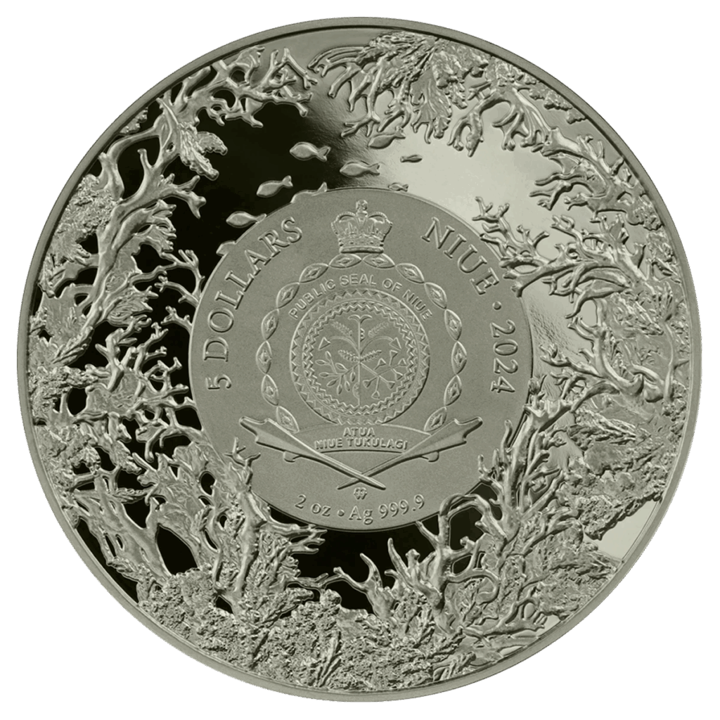 L'Isola di Niue 2024 Pesce Combattente è una moneta d'argento in alto rilievo da 2 once del valore di 5 dollari, che presenta un elaborato motivo di barriera corallina attorno a un emblema centrale con il sigillo nazionale e iscrizioni in inglese/niueano.