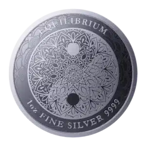 La moneda Niue 2023 Equilibrium 1 oz Plata BU presenta intrincados diseños de mandala, "EQUILIBRIUM" en la parte superior, "1 oz FINE SILVER 9999" en la parte inferior y un símbolo central del yin y el yang en el ornamentado motivo.