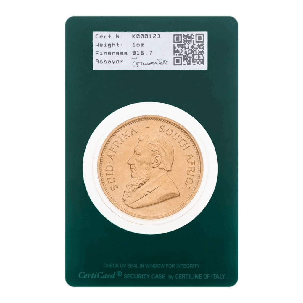 Una moneta d'oro Krugerrand in un supporto CertiCard verde mostra un ritratto di profilo, con i dettagli della certificazione - numero di certificato, peso, finezza e firma del saggiatore - presentati sopra la moneta.