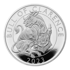 La 1 oz Bestias Tudor - Toro de Clarence Plata Proof 2023 es una moneda de plata con un toro grabado, una rosa de Yorkshire, "BULL OF CLARENCE" en la parte superior, y el año 2023 en la parte inferior.
