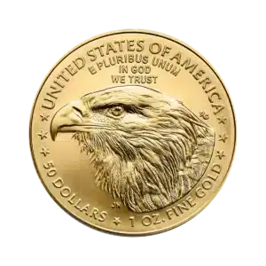 La Águila Americana Oro 2025 de 1 oz es una moneda de oro grabada con la cabeza de un águila calva y la inscripción UNITED STATES OF AMERICA, E PLURIBUS UNUM, IN GOD WE TRUST, 50 DOLLARS, 1 OZ. ORO FINO. Estrellas adornan el borde.