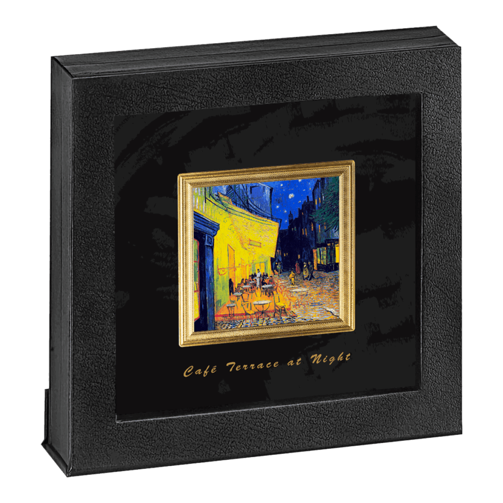 Una scatola con cornice nera mostra una piccola stampa del "Caffè Terrazza di Notte 2 Dollari" di Vincent van Gogh, con testo in oro su sfondo nero.