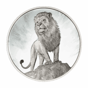 Fronte della moneta d'argento 1 oz "Sette Peccati Capitali – Superbia" 2026 di Italpreziosi: incisione in rilievo antichizzato raffigurante un leone maschio in posa maestosa su una roccia, con la criniera folta e lo sguardo rivolto verso l'alto. Sullo sfondo, raggi luminosi irradiati evocano potere e orgoglio. Finitura antique silver.